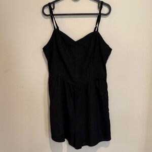 🩷Black Spaghetti Strap Old Navy Romper Casual Girly